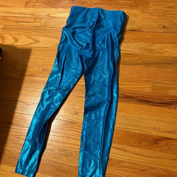 Heroine Sport Shimmering Blue Leggings - Picture 2 of 3